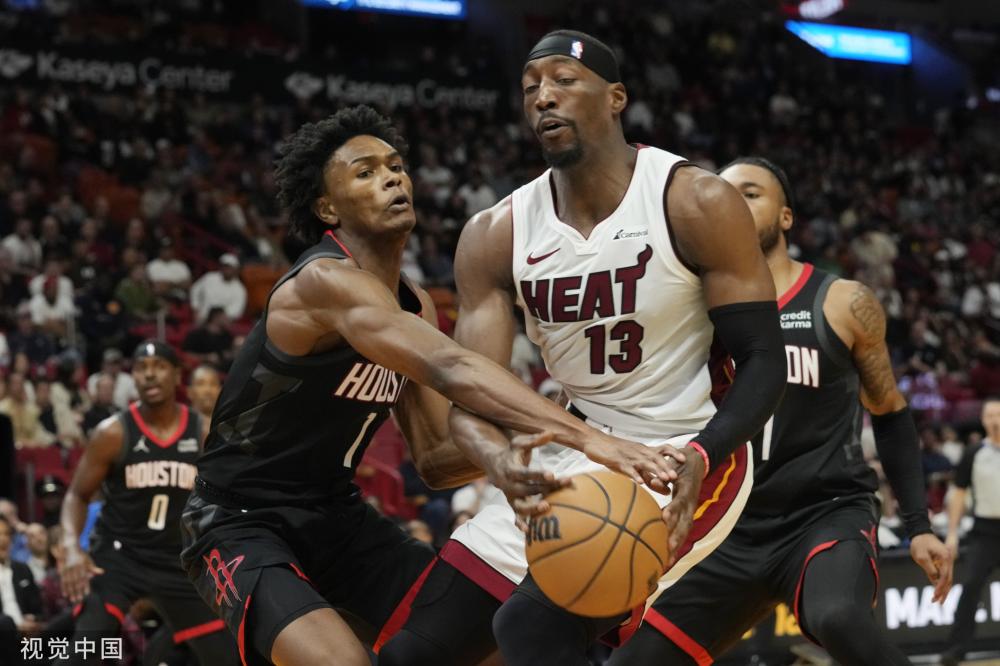 蓬勃发展的 蓬勃发展的