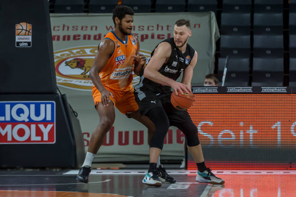 赛场突变 赛场突变