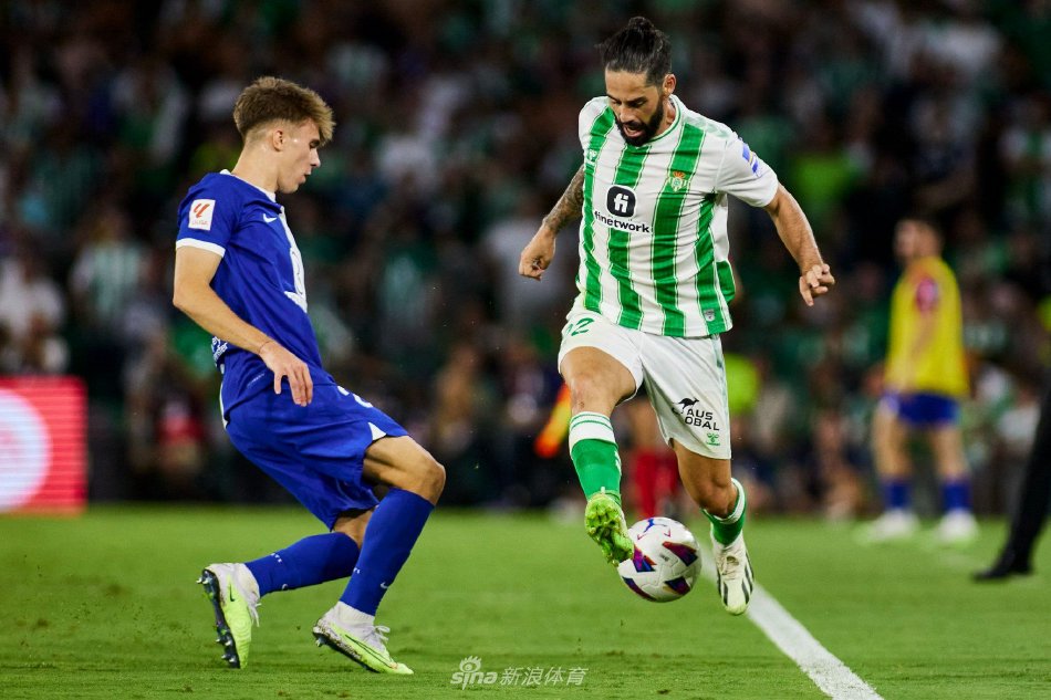 夺季后赛席 夺季后赛席